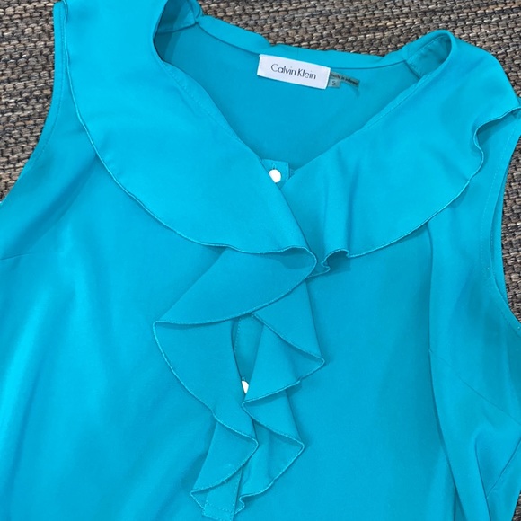 Ruffle top - Picture 2 of 3